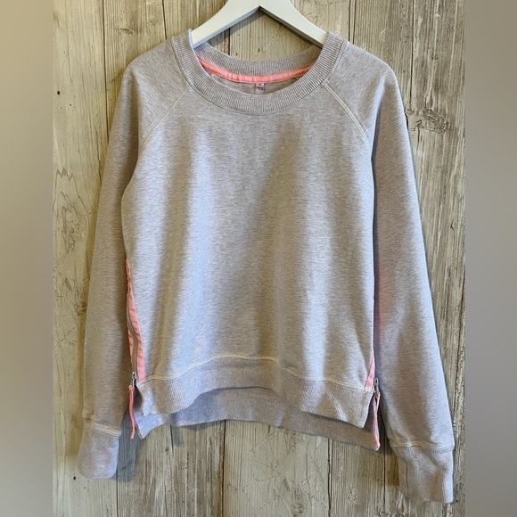 Lululemon Rejuvenate Pullover - Picture 2 of 8